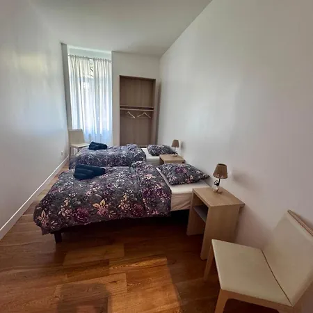 Le 54 Lm アパート *