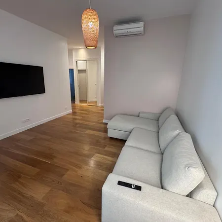 Le 54 Lm * Strazburg