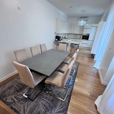 Le 54 Lm Grand Climatisé, 3 Chambres, 2 Salles De Bains Et Terrasse * Estrasburgo
